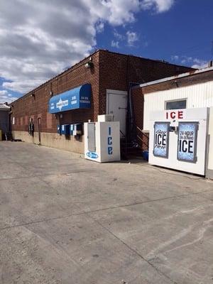 24h ice for sale.  Accepts credit cards