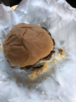 Single cheeseburger