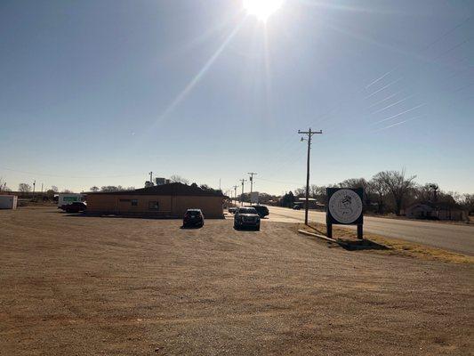 Plenty of parking if you want to visit Billy the Kid.