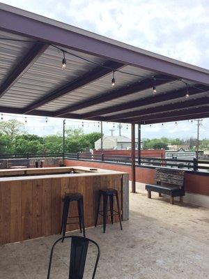 Rooftop patio with tv overlooking downtown Seguin