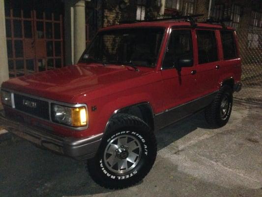 1991 Isuzu Trooper after repairs