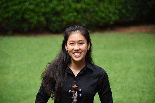 Violin and viola lessons near you: Hee Yeon Kim, violin and viola teacher for NorthShore PianoForte in Chicago and the North Shore suburbs.