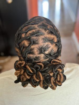 loc retwist + style w/ crotchet locs