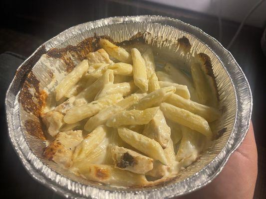 Chicken Alfredo pasta .. bowl 3/4 empty when arrived ..