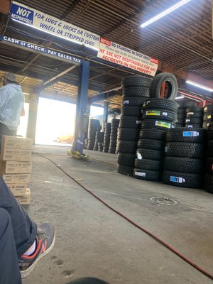 4M TIRES