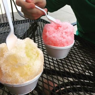 Peaches and cream shaved ice, and raspberry colada. Yum!