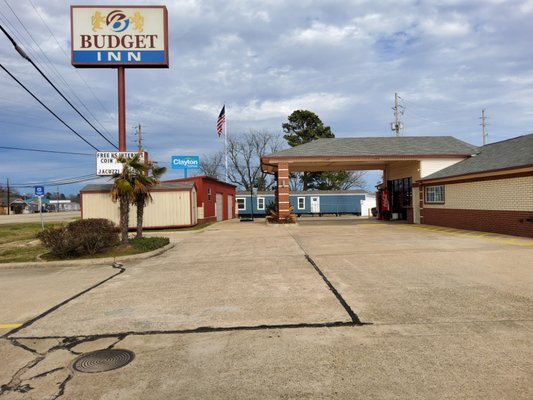 Budget Inn