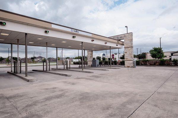 Drive-through ATMs in Pearland