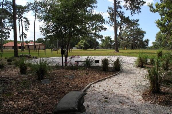 Spirit of Life UU's Memorial Garden and Labyrinth