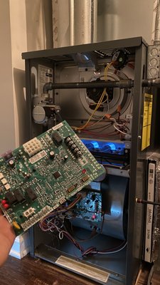 This furnace needed a new control board! No worries, problem solved.