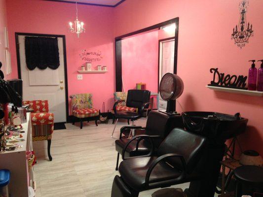 Tonyia's STEEL Magnolias Salon & Spa