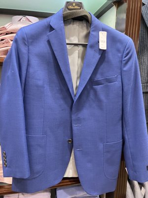 Brooks Brothers are coming correct with beautiful sport coats!