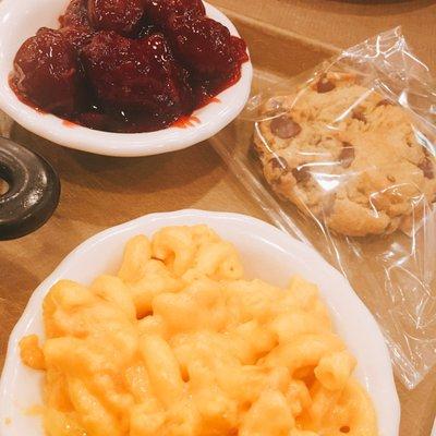 Beets, mac and cheese, chocolate chip cookie