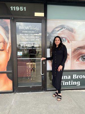 Brow Threading