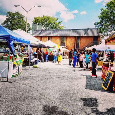 Lithonia Farmer market vendors and customer enjoying the sunshine!