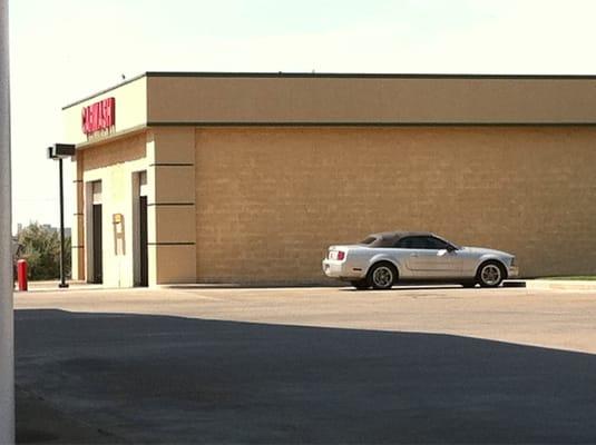 Car wash and Mustang