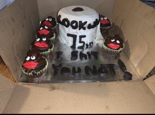 Toilet paper roll cake with cupcakes