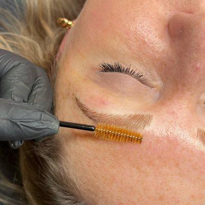 Nanobrows, permanent makeup