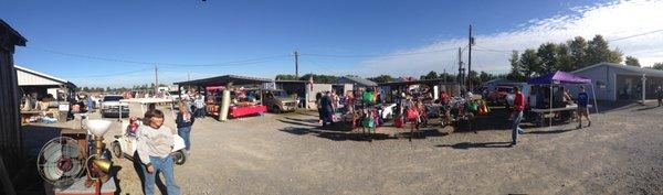 Luke's Town & Country Flea Market