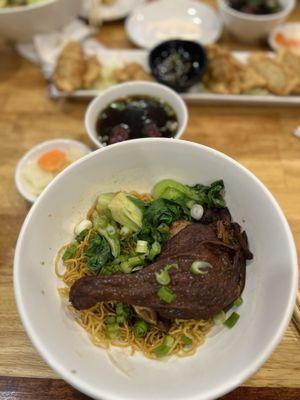 Mì Vịt Tiềm - Broised Duck Egg Noodle