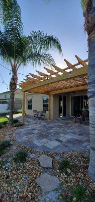 Pergola built by Tampa Landscapes.