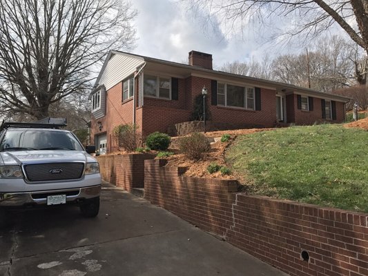 Mulching N. Pine St., Wilkesboro