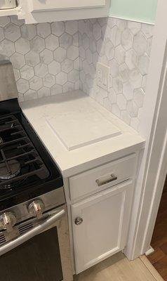 Love the new countertop and cutting board.