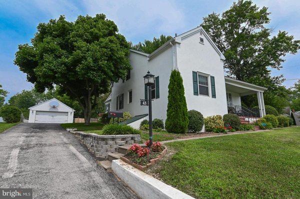 New listing! 43 Burnside Ave. Norristown, PA 19403