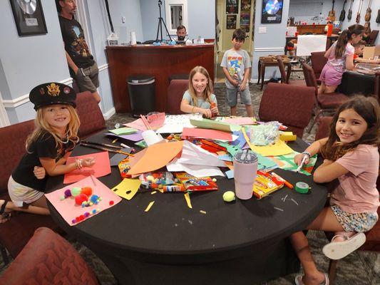 Kids working at Arts and Crafts at Band Camp