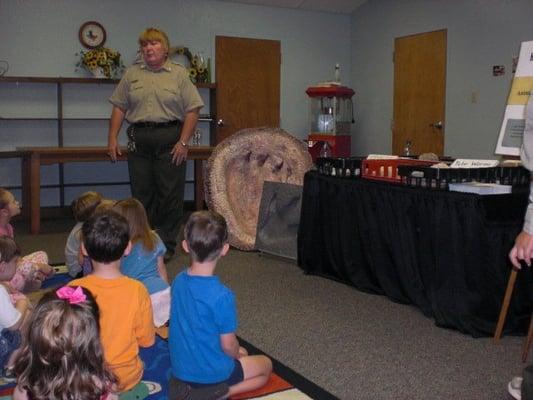 Rangers from Dinosaur Valley State Park  showed kids dino fossil, giant footprints, and more.