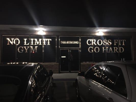 No Limit Gym - CrossFit Go Hard