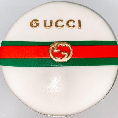 Gucci cake