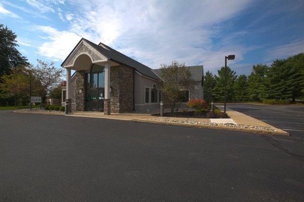 The Fidelity Bank Abington Branch.