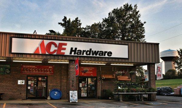 Ace Hardware White House