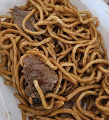 "Beef" lo mein