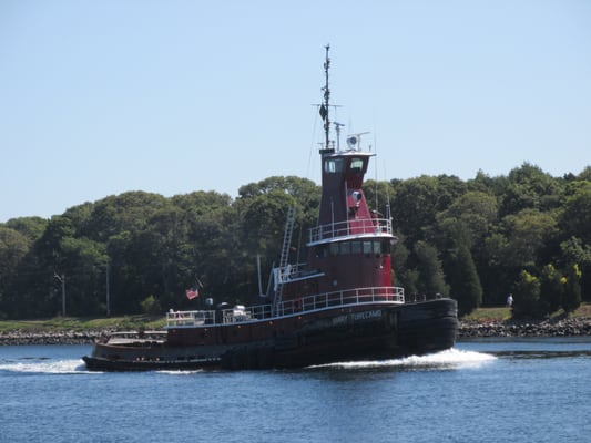 Tug (Buzzards Bay)