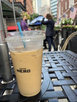 Iced Americano (24oz)