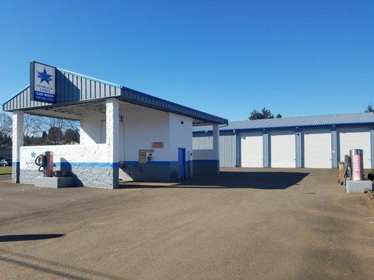 Star Storage Willamina includes a car wash station for your convenience.