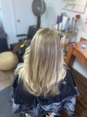 Blonde balayage