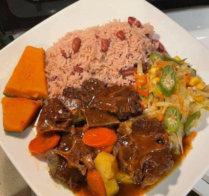 Oxtail, Rice and Peas