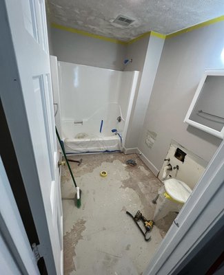 Before Bath Reno - 

Full Demo