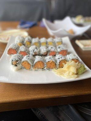 3 roll lunch special- spicy salmon, spicy tuna and easy roll. First place I've been to that has tamago in the roll!! Awesome!