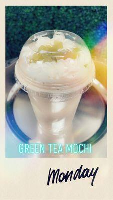 Green tea mochi