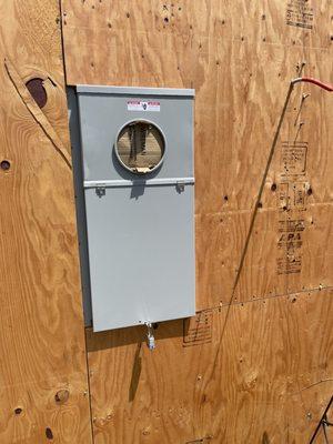 Outside view of the 200 amp main panel