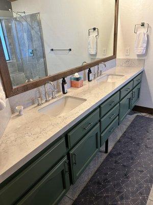 Master bathroom Quartz