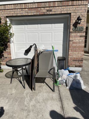 Outdoor furniture pickup Jacksonville, FL