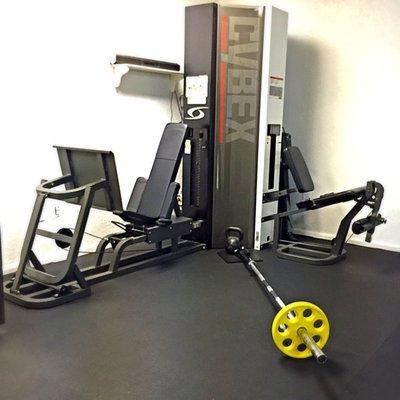 Studio-Leg Press, Leg Extension, Barbell