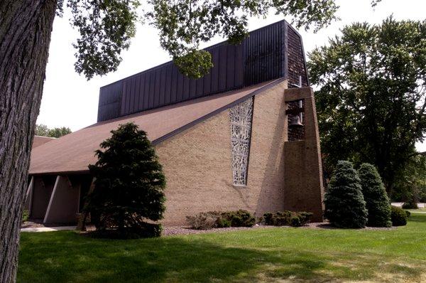 St. Paul's Evangelical Lutheran Church, Livonia, MI