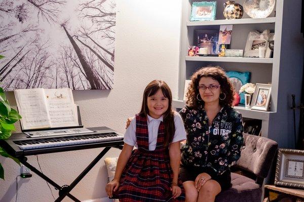 Piano Lessons in New Orleans by Lorien Music Lessons