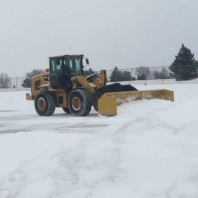 Snow Plowing rockford, Snow Removal Rockford, Landscpaing Rockford, Mowing Rockford, Lawn Care Rockford, Irrigation Rockford, Parking Lot Sw